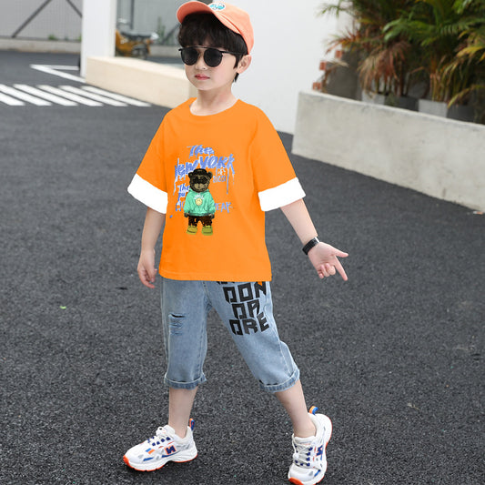 AO0524-02 طقم ولادي قطعتين ( بلوزة قطنية + بنطلون جينز شورت طويل)