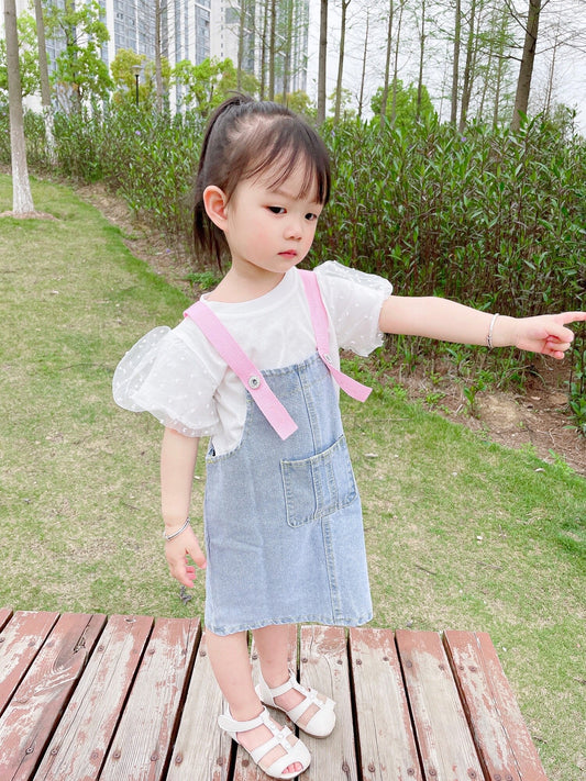 AO0402-75 فستان جينز + بلوزة بيضا كمام نفخ