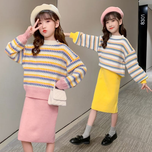 AO0519-74 طقم شتوي صوف ناعم ودافي قطعتين ( بلوزة + تنورة)