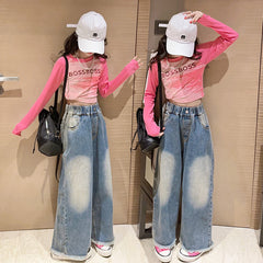 AO0712- 25 طقم بناتي قطعتين ( بلوزة قطنية ناعمة + بنطلون جينز )