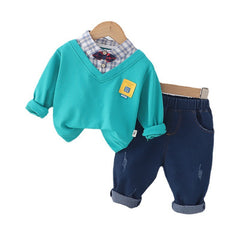 AO0508-79  طقم ولادي قطعتين ( بلوزة مع قبة قميص و ببيونة + بنطلون جينز)