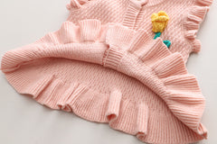 AO0508-34 طقم 3 قطع ( قميص + فست صوف+ بنطلون جينز ناعم)