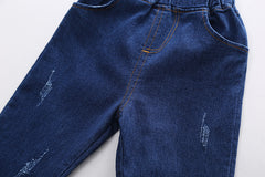 AO0508-79  طقم ولادي قطعتين ( بلوزة مع قبة قميص و ببيونة + بنطلون جينز)