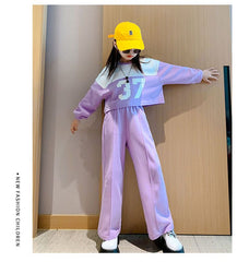 AO0508-83 طقم بناتي سبورت ( بلوزة + بنطلون)