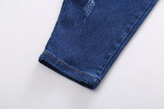 AO0508-79  طقم ولادي قطعتين ( بلوزة مع قبة قميص و ببيونة + بنطلون جينز)