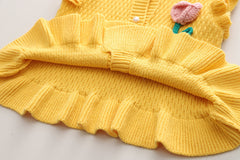 AO0508-34 طقم 3 قطع ( قميص + فست صوف+ بنطلون جينز ناعم)