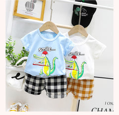 AO0111-11 طقم قطعتين ( بلوزة + شورت)