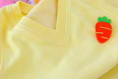 AO0111-22 طقم 3 قطع ( بلوزة مع قبة + فست + بنطلون جينز ناعم )