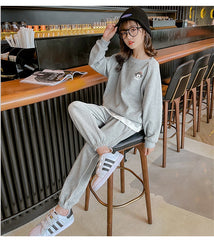 AO0505-02 طقم بناتي سبورت قطني ( بلوزة + بنطلون)