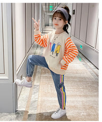 AO0505-58 طقم جيز مميز خريفي دافي ( بلوزة قطنية ثقيلة + بنطلون جينز ناعم )