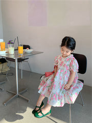 AO0507-34 فستان صيفي بارد ومورد بتصميم عصري جذاب