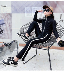 AO0507-53 طقم سبورت قطعتين ( جكيت + بنطلون)