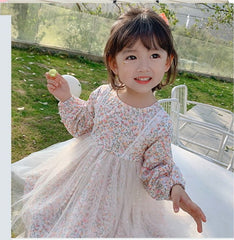 AO0507-110 فستان مورد ناعم مزين بالدانتيل