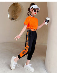 AO0507-111 طقم سبورت بناتي صيفي قطعتني ( بلوزة + بنطلون )