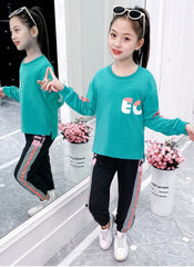 AO1023-59 طقم سبورت( بلوزة + بنطلون)