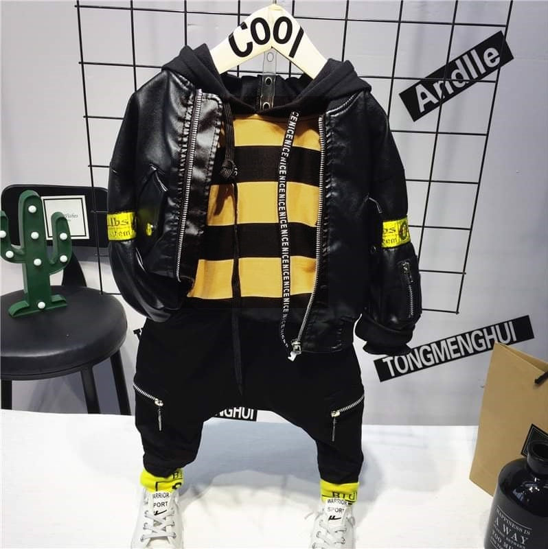 SA-019 طقم فخم 3 قطع ( جكيت جلد + بلوزة قطنية + بنطلون )