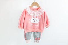 AS-1704G طقم ارنوب قطني قطعتين ( بلوزة مزينة بالشيفون + بنطلون)