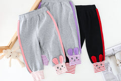 AS-1704G طقم ارنوب قطني قطعتين ( بلوزة مزينة بالشيفون + بنطلون)