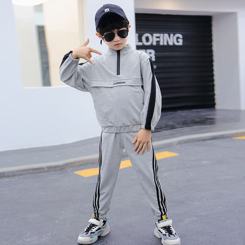 AS-1995B طقم سبورت قطن ولادي قطعتين ( بلوزة + بنطلون)