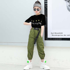 FU14042024-28 طقم بناتي صيفي ( بلوزة قطنية + بنطلون + حزام خصر)