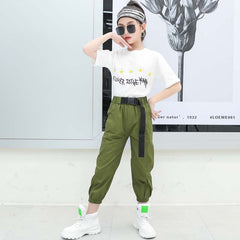 FU14042024-28 طقم بناتي صيفي ( بلوزة قطنية + بنطلون + حزام خصر)