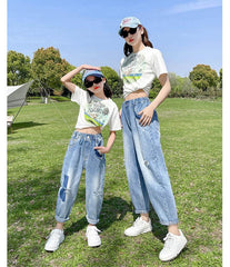 FU14042024-30 طقم بناتي قطعتين ( بلوزة قطنية + بنطلون جينز ناعم )