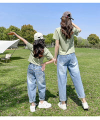 FU14042024-30 طقم بناتي قطعتين ( بلوزة قطنية + بنطلون جينز ناعم )