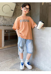 FU14042024-37 طقم ولادي صيفي قطعتين ( بلوز قطنية + بنطلون جينز)