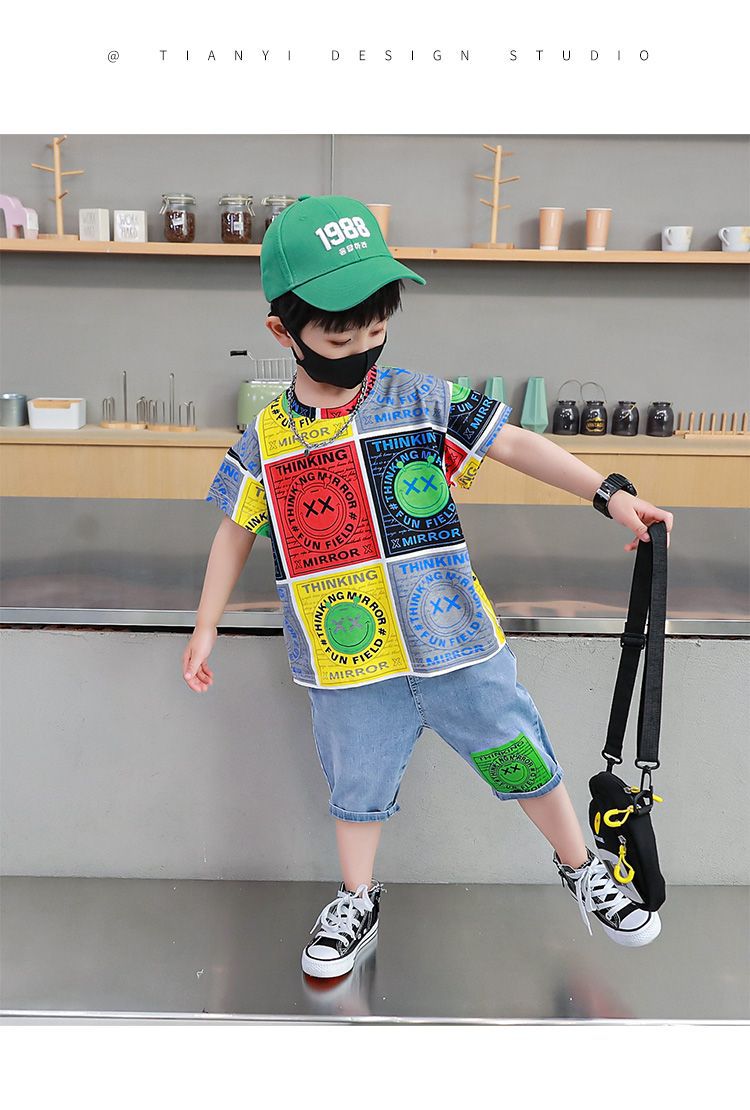 FU14042024-45 طقم ولادي صيفي قطعتين ( بلوزة قطنية + بنطلون جينز )