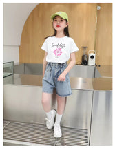 FU14042024-6 طقم بناتي صيفي قطعتين ( بلوز قطنية + شورت جينز )