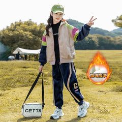 HBC040924-11 طقم بناتي شتوي مخمل مبطن فرو بالكامل بجي قطعتين ( جكيت + بنطلون)