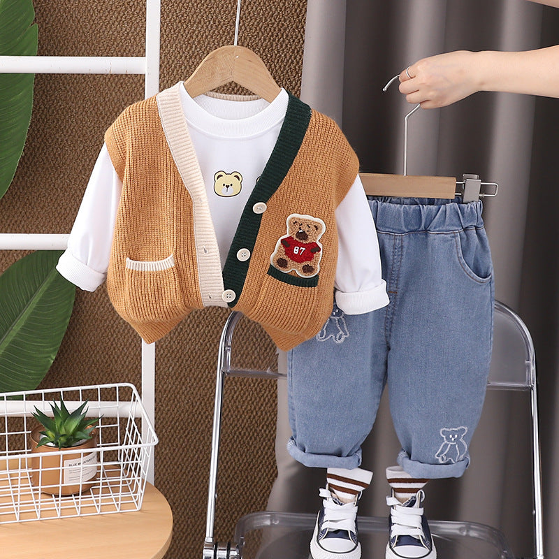 SSX220824-162 طقم 3 قطع ( فست صوف + بلوزة قطنية + بنطلون جينز)