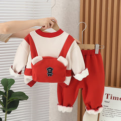 SSX220824-51 طقم ولادي شتوي تقيل مبطن فرو بالكامل قطعتين ( بلوزة + بنطلون) وعلى ظهر الطقم حقيبة