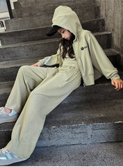 RM150424-3 طقم بناتي سبورت 3 قطع ( بلوزة + جكيت + بنطلون)