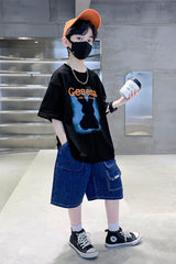 FU14042024-66 طقم ولادي صيفي قعطتين ( بلوز + بنطلون جينز)