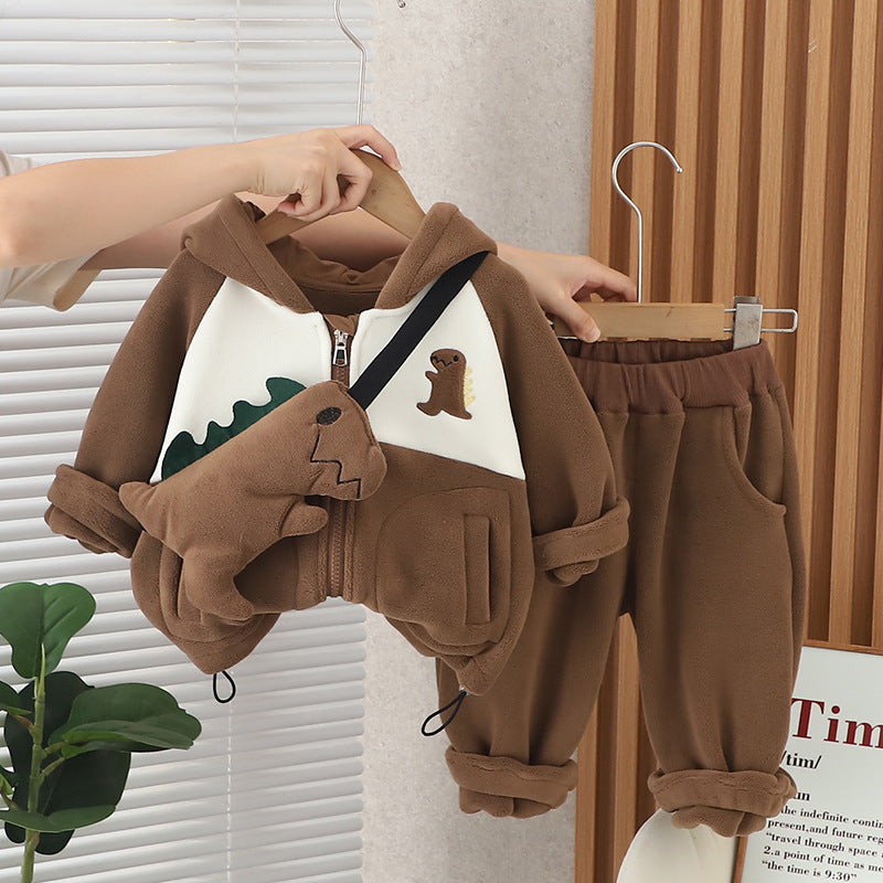 SSX220824-21 طقم ولادي شتوي تقيل مبطن فرو بالكامل 3 قطع ( جكيت + حقيبة + بنطلون)