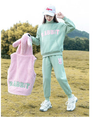 HBC040924-9 طقم بناتي شتوي تقيل مبطن فرو بالكامل 3 قطع ( بلوزة + فست + بنطلون)