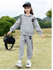 RM090424-6 بدلة رياضية تريننج قطن بناتي قطعتين ( بلوزة + بنطلون) رسومات بارزة خامة ممتازة