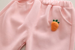 SSN040924-58 طقم بناتي قطن تقيل خريفي ربيعي 3 قطع ( جكيت + بلوزة+ بنطلون)