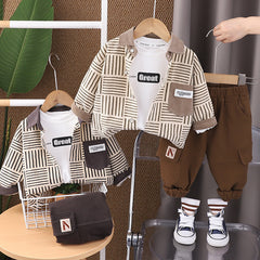 SSX220824-163 طقم ولادي 3 قطع ( بلوزة + جكيت + بنطلون)