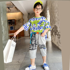 FU14042024-44 طقم ولادي صيفي ( بلوزة قطنية + بنطلون جينز + حزام وسط)