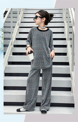 RM150424-32 طقم بناتي بلمع مزين بالبرق قطعتين ( بلوزة + بنطلون)