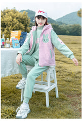 HBC040924-9 طقم بناتي شتوي تقيل مبطن فرو بالكامل 3 قطع ( بلوزة + فست + بنطلون)