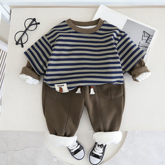 SSX220824-26 طقم ولادي شتوي تقيل مبطن فرو بالكامل قطعتين ( بلوزة + بنطلون)