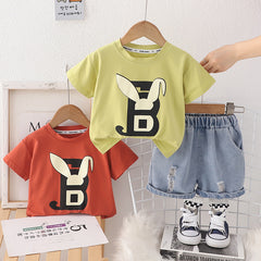 SSX220824-1 طقم ولادي قطعتين نخب اول ( بلوزة قطنية + شورت جينز )