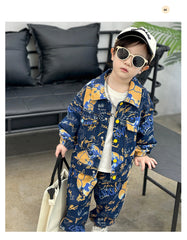 RM1227-17 طقم جينز برسومات مميزة بجي قطعتين ( جكيت + بنطلون)