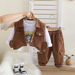 SSX220824-161 طقم ولادي 3 قطع ( بلوزة + فست جينز + بنطلون جينز)