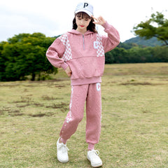 RM090424-6 بدلة رياضية تريننج قطن بناتي قطعتين ( بلوزة + بنطلون) رسومات بارزة خامة ممتازة