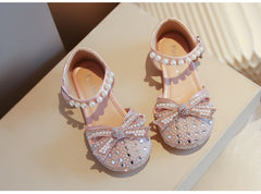 WDY260924-3 صندل بناتي مزين بالدانتيل والستراس واللولو