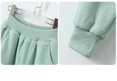 HBC040924-9 طقم بناتي شتوي تقيل مبطن فرو بالكامل 3 قطع ( بلوزة + فست + بنطلون)